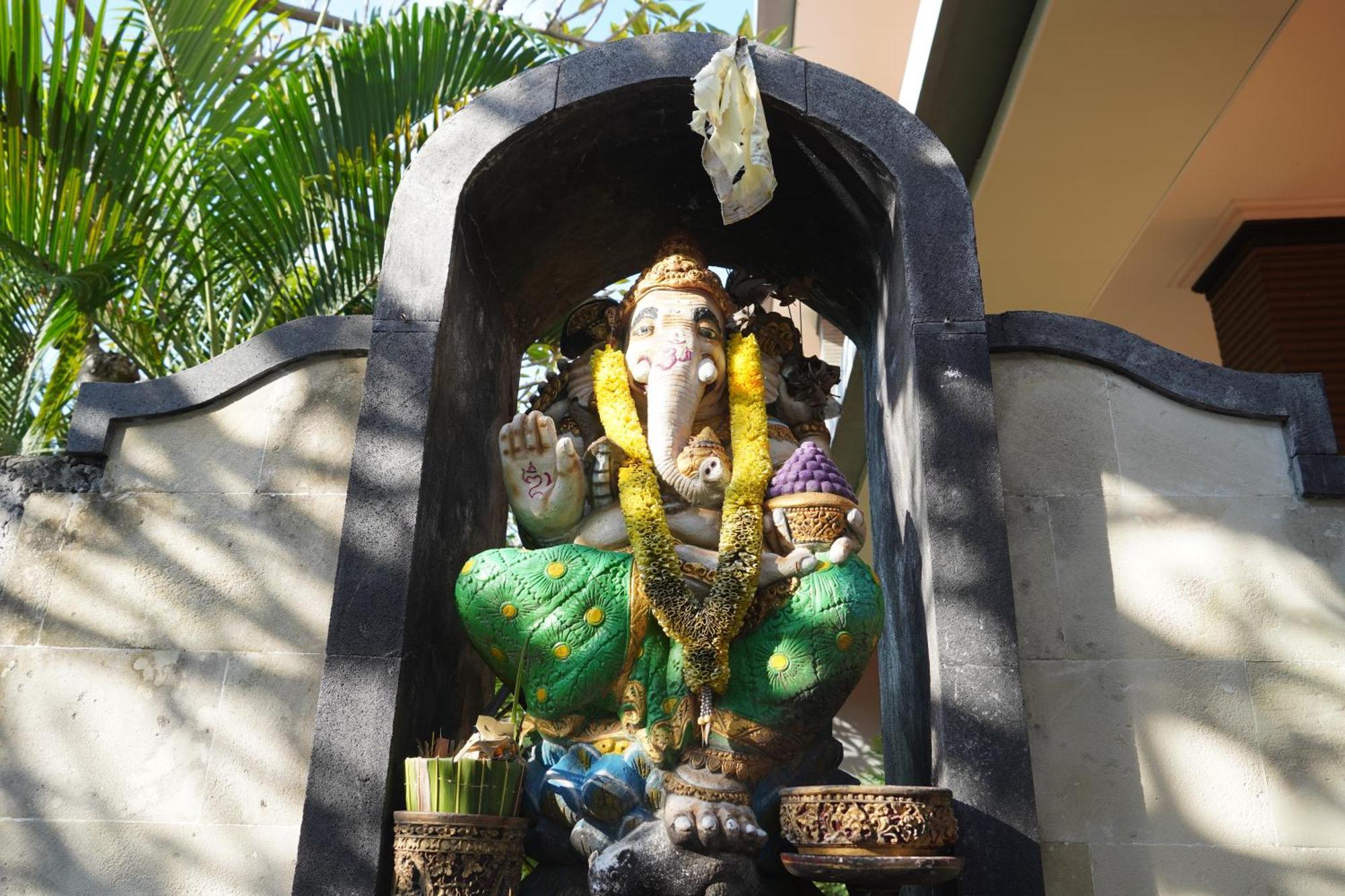 Pp Dream Guesthouse Singaraja  Exterior photo